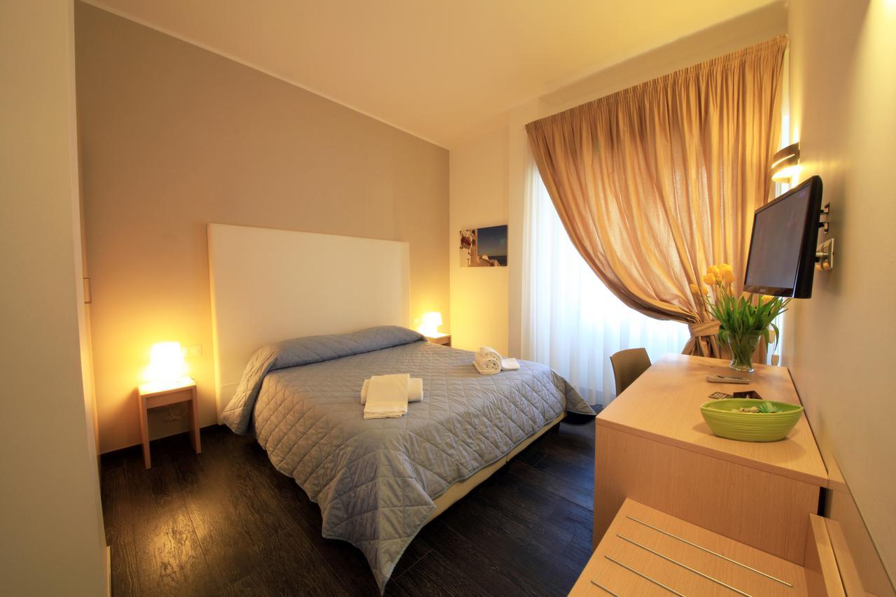 B&B Al Picchio Монополи Екстериор снимка
