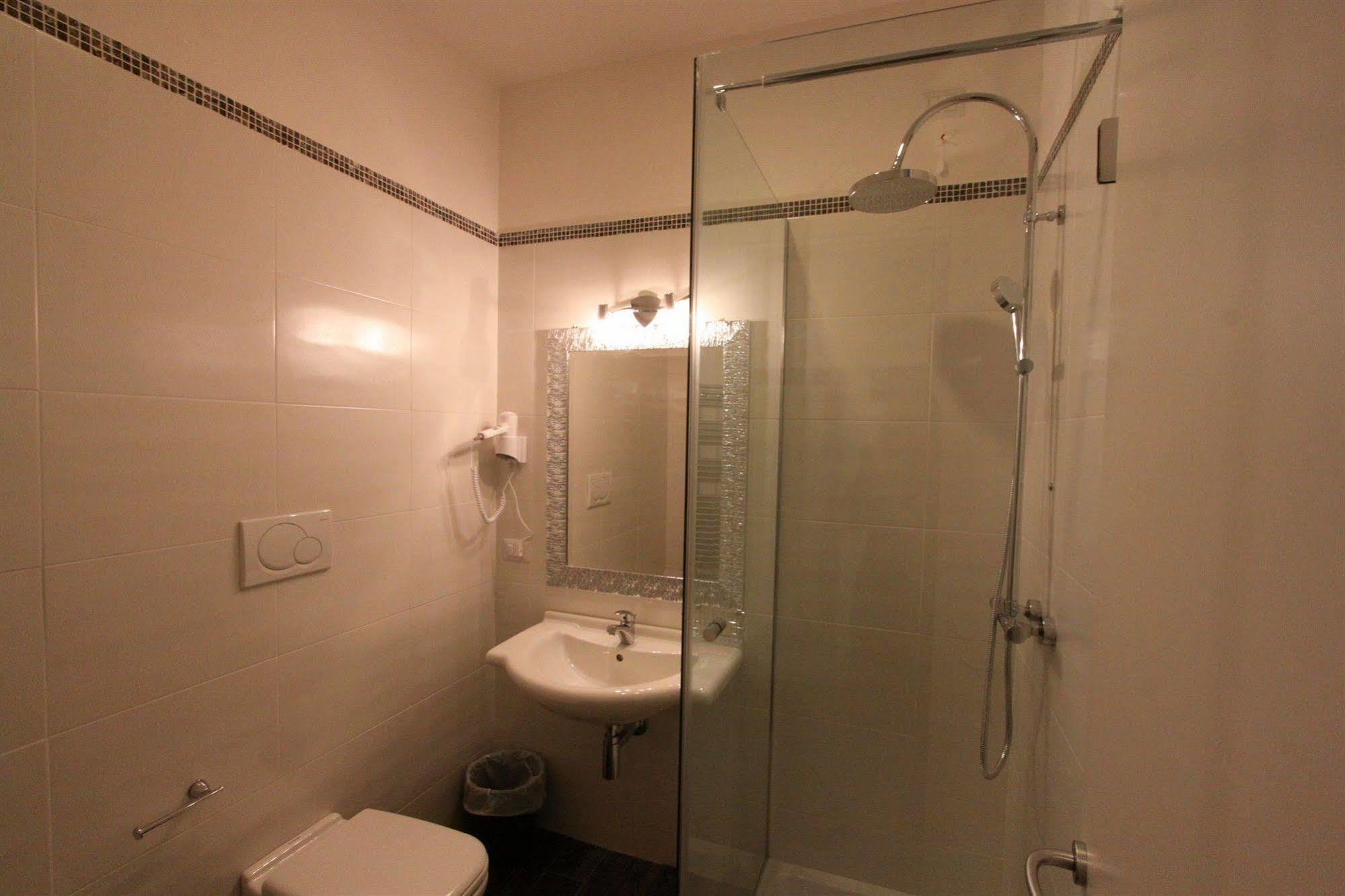B&B Al Picchio Монополи Екстериор снимка